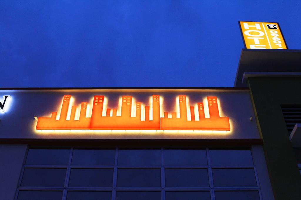 Uptown Hotel Seremban Buitenkant foto